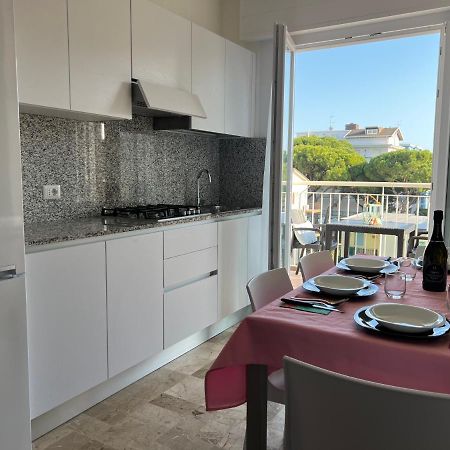 Residence Alba D'Oro Solo Famiglie Lido di Jesolo Eksteriør bilde